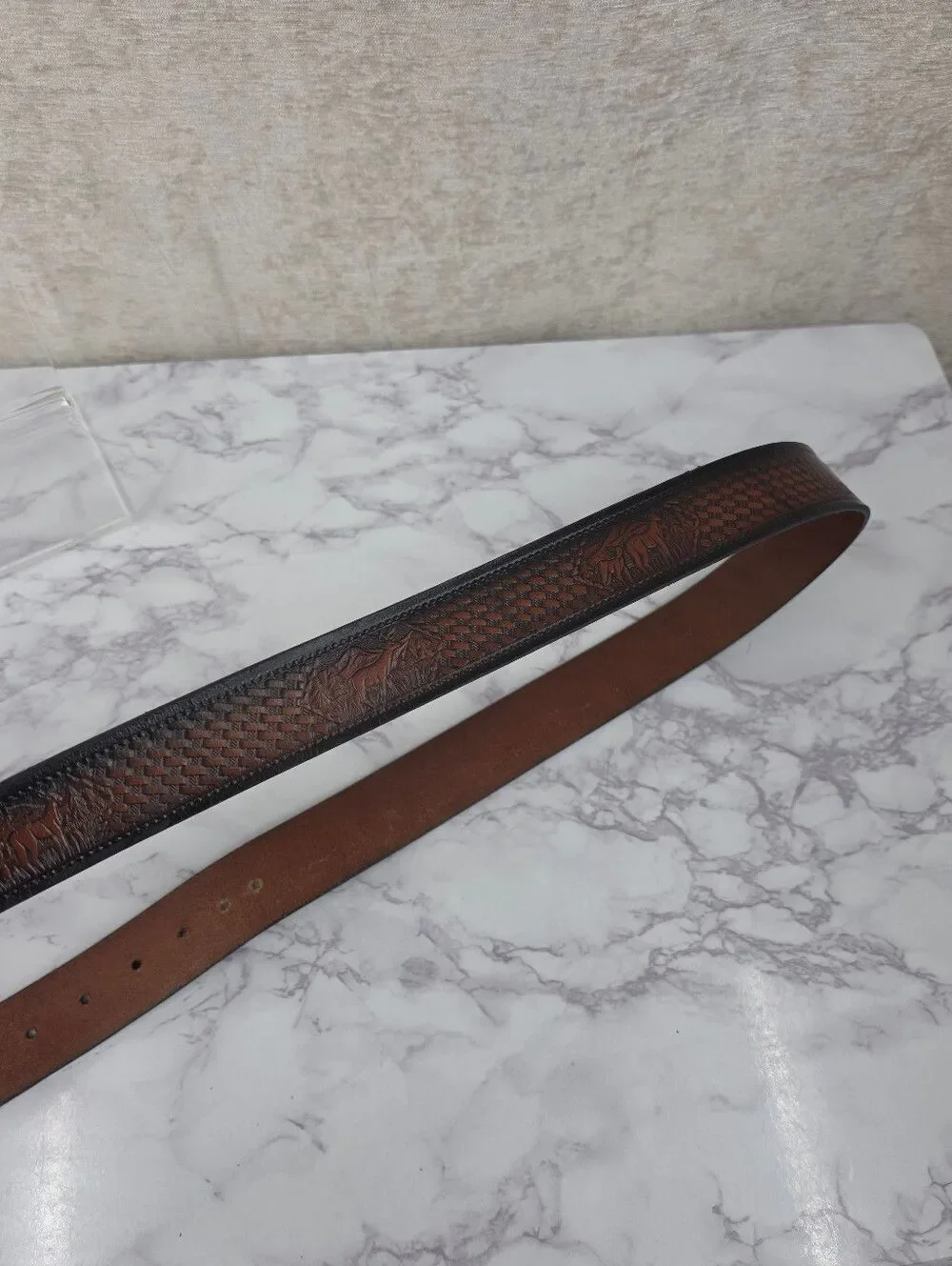 Vintage Deer Embossed Leather Men’s Belt - Brown Black